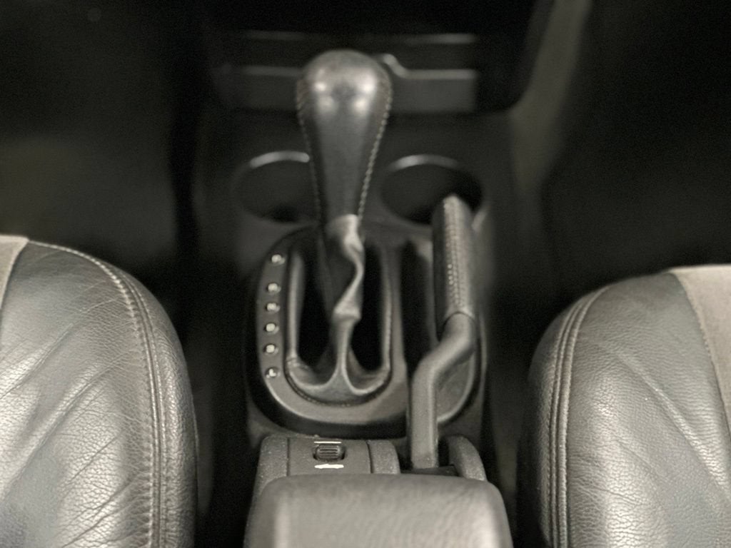 2004 Chrysler Sebring LXi