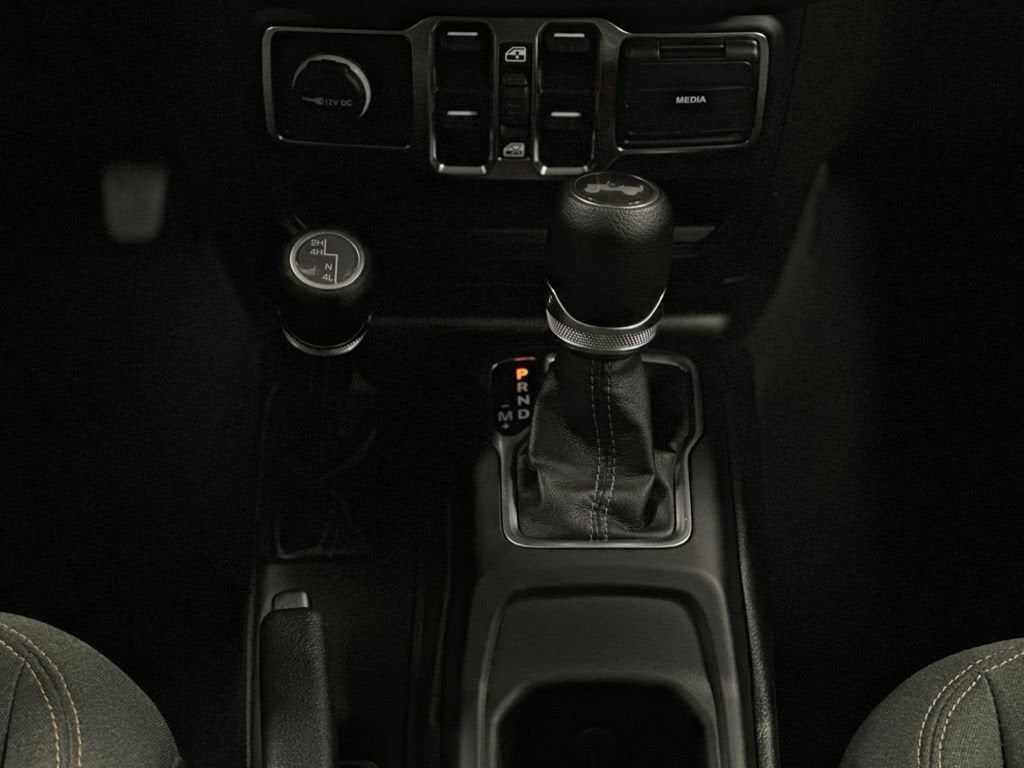2025 Jeep Wrangler 4-Door Summit 4x4