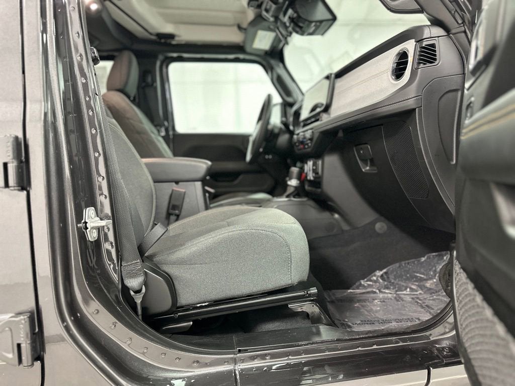 2025 Jeep Wrangler Sahara