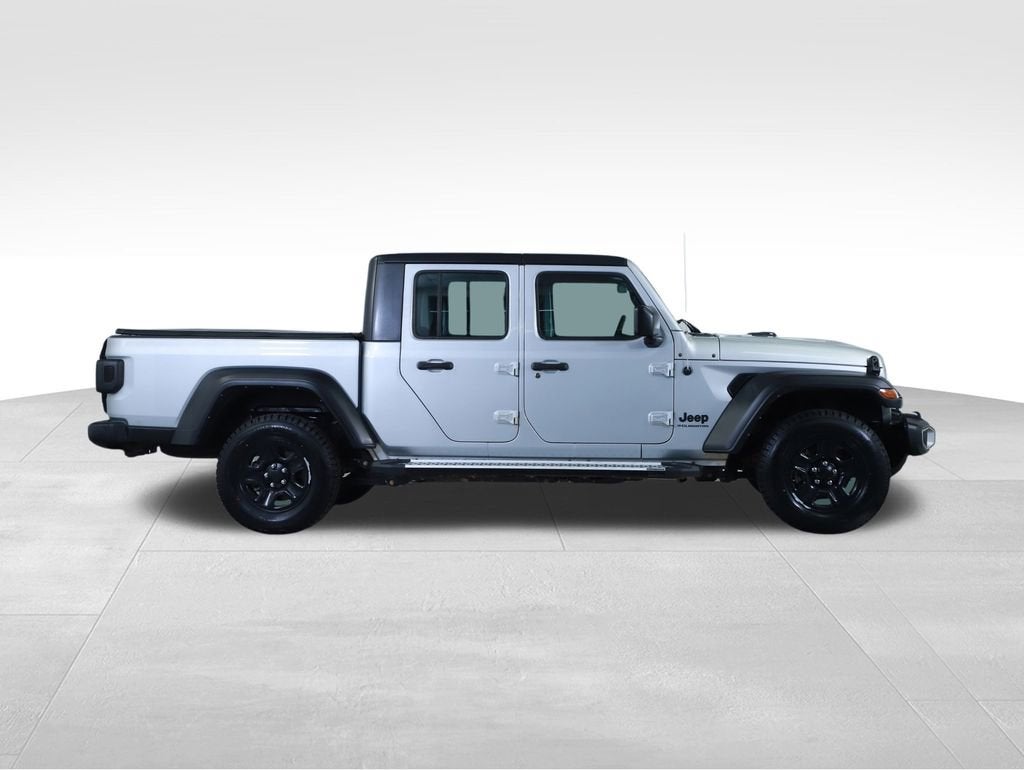 2023 Jeep Gladiator Sport