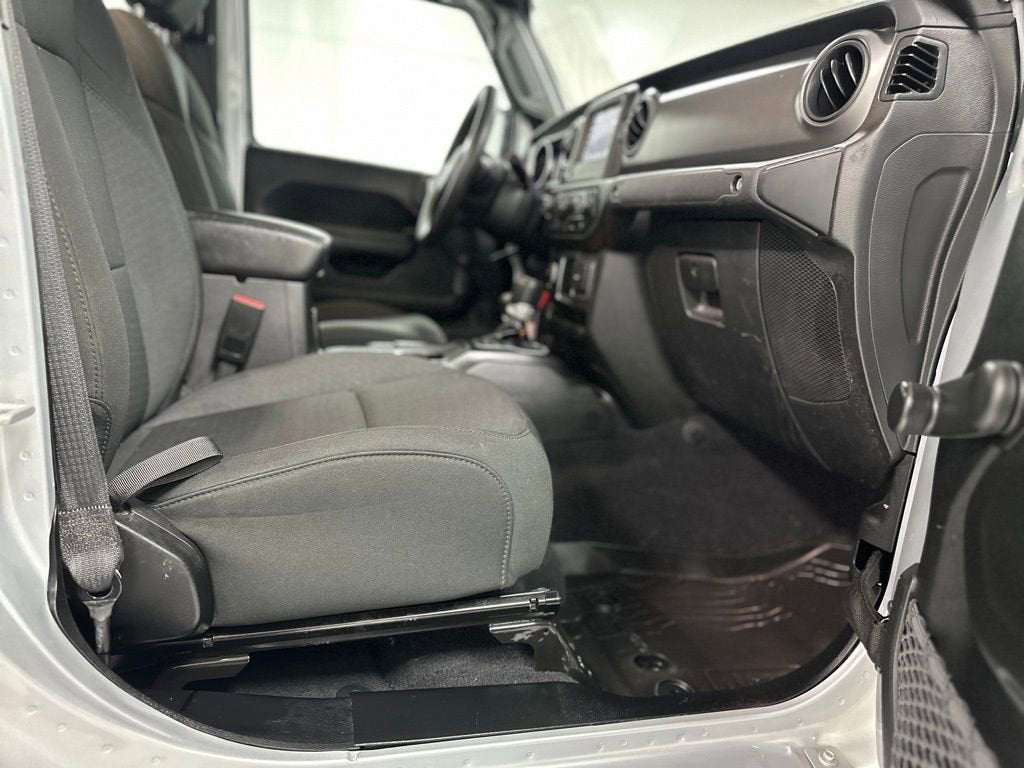 2023 Jeep Gladiator Sport