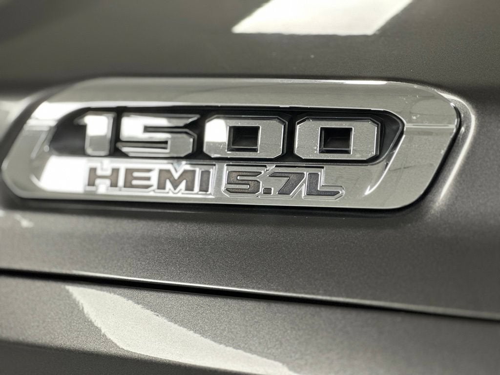 2019 RAM 1500 Big Horn/Lone Star Crew Cab 4x4 5'7" Box