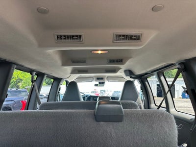 2025 Chevrolet Express Passenger 1LT