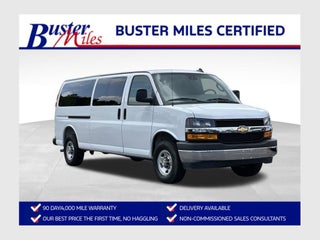 2025 Chevrolet Express Passenger 1LT