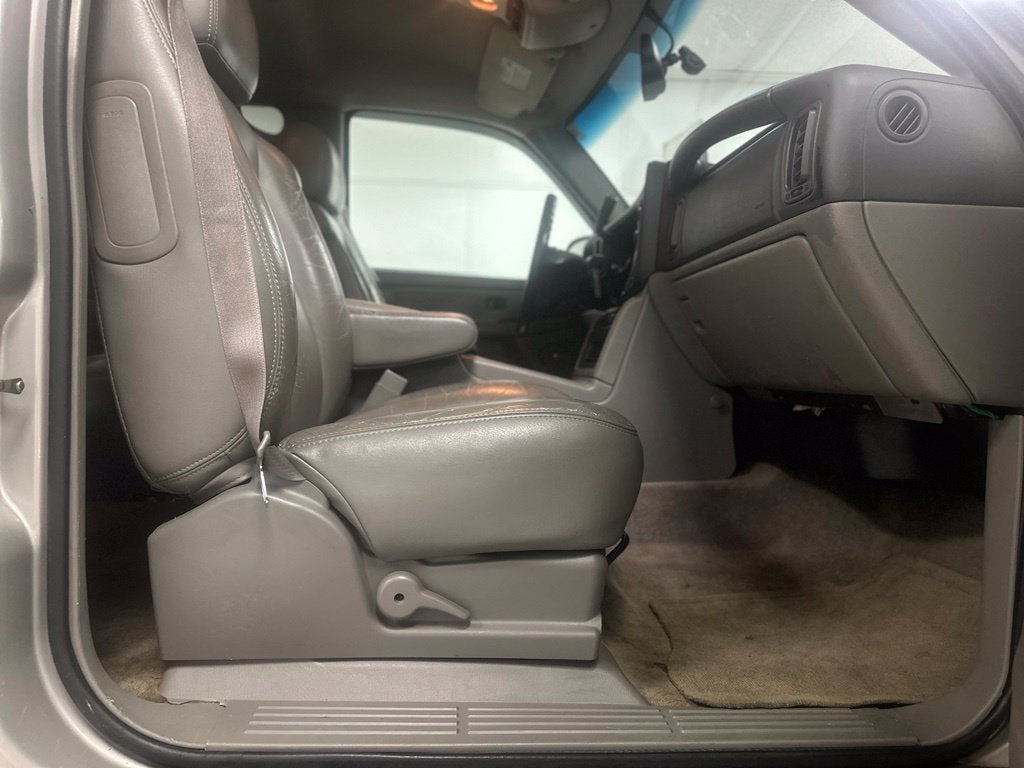 2006 Chevrolet Suburban LS