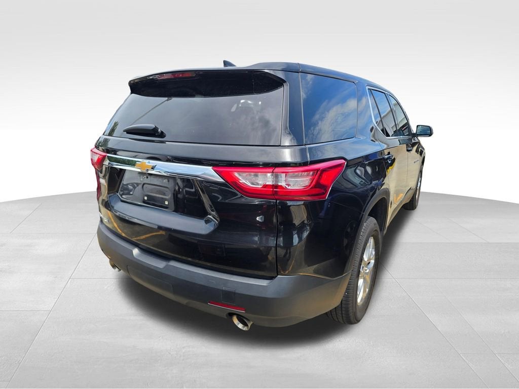 2021 Chevrolet Traverse LS