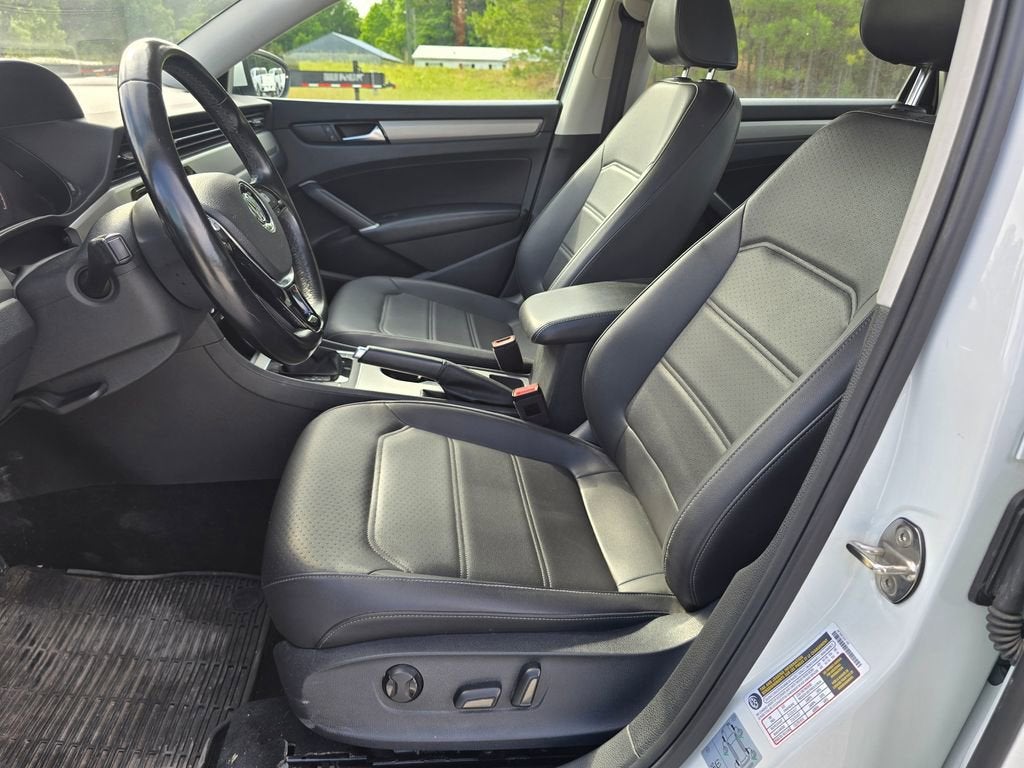 2020 Volkswagen Passat 2.0T SE