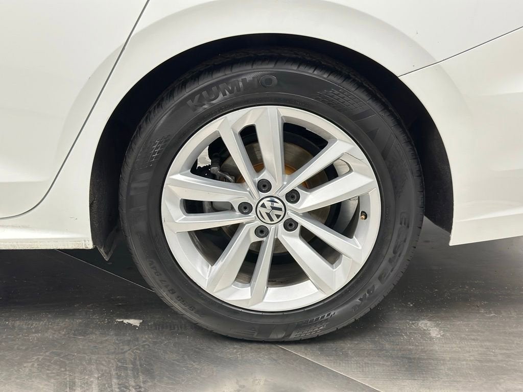 2020 Volkswagen Passat 2.0T SE