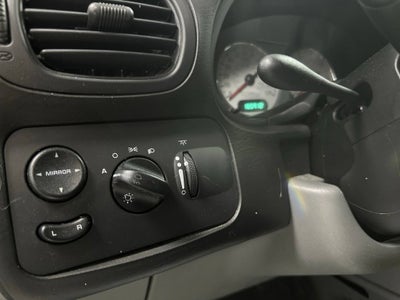 2005 Chrysler Town & Country Limited