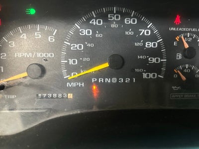 1999 Chevrolet Suburban Base