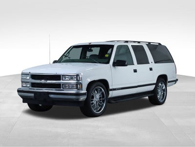 1999 Chevrolet Suburban Base