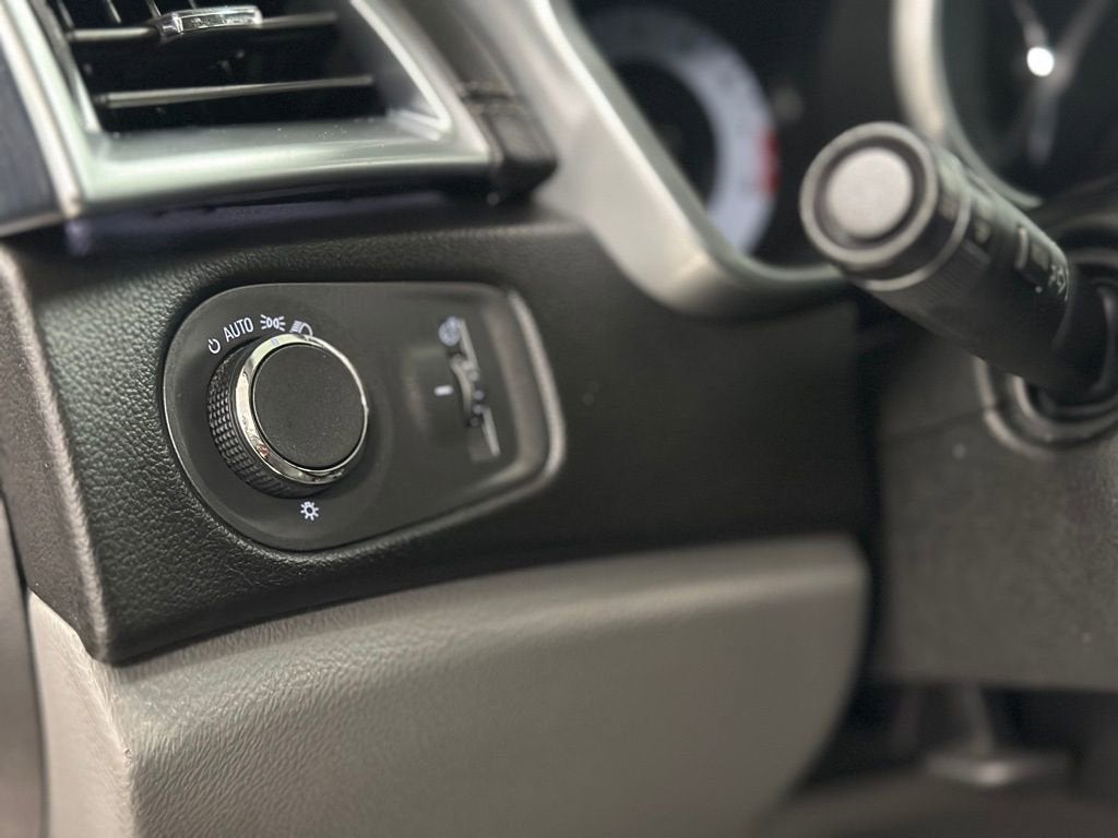 2011 Cadillac SRX Luxury Collection