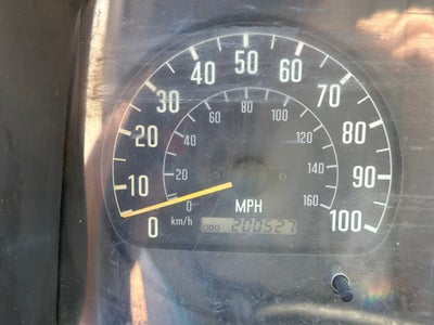 2004 Isuzu W3S042 NPR GAS REG Base