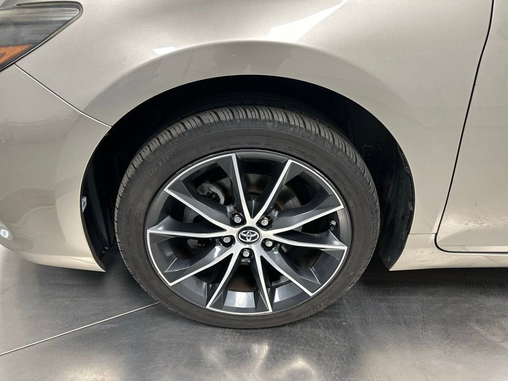 2016 Toyota Camry XSE