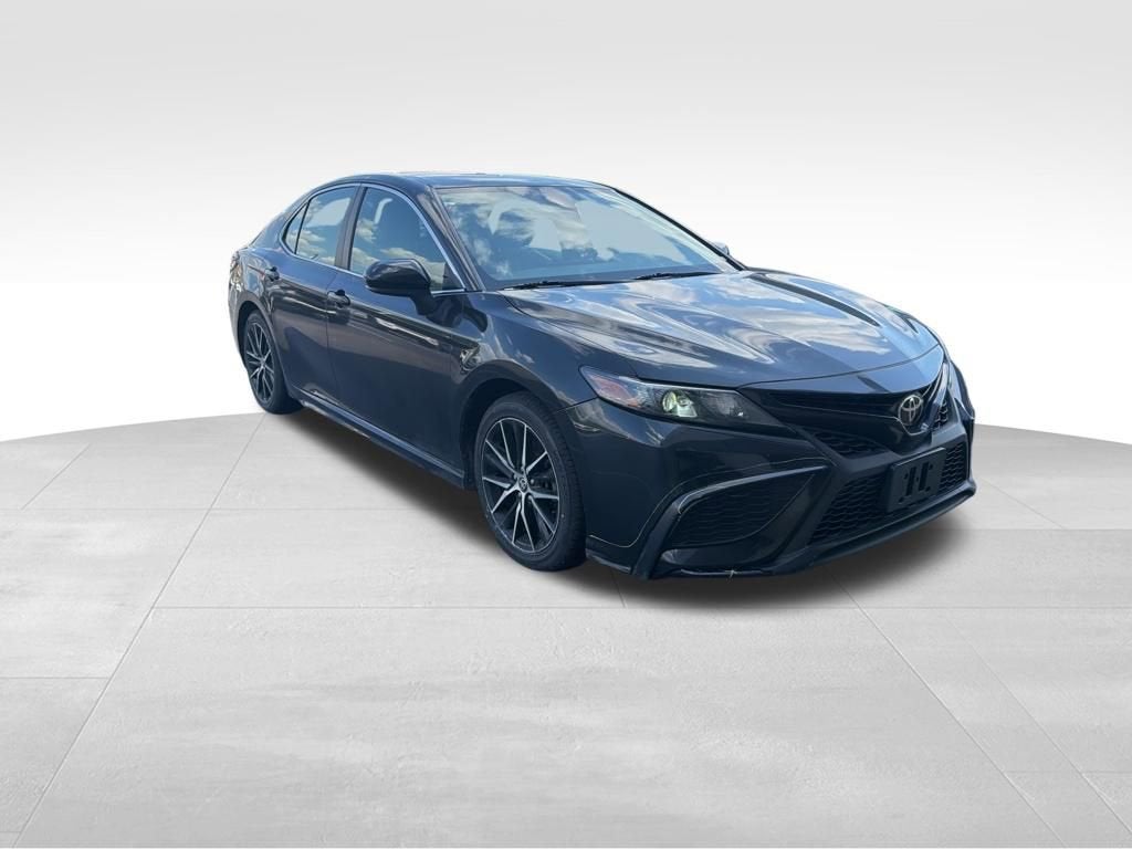 2021 Toyota Camry SE Nightshade