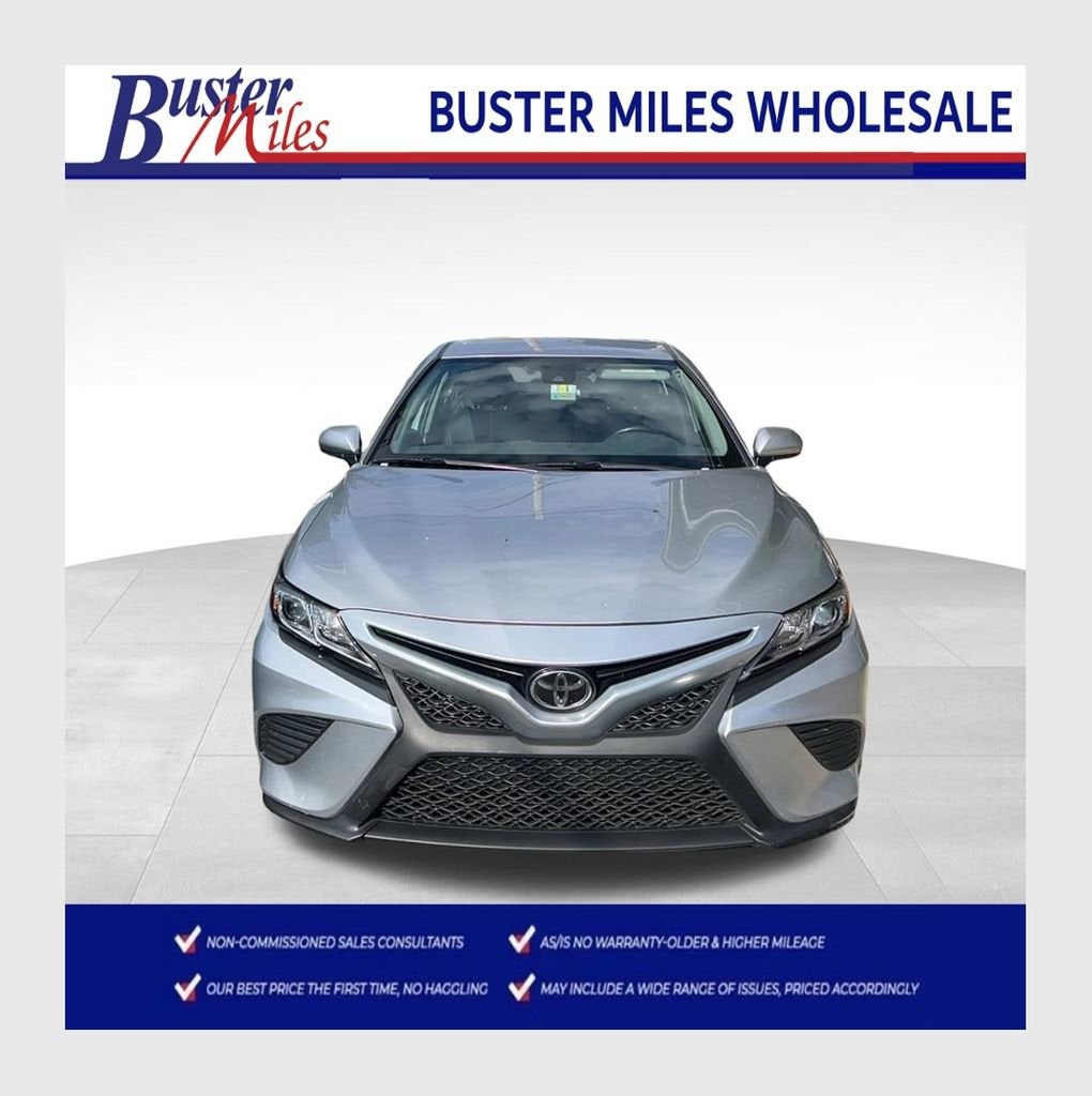 2020 Toyota Camry SE