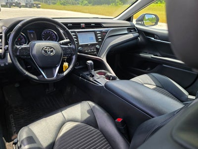 2020 Toyota Camry SE