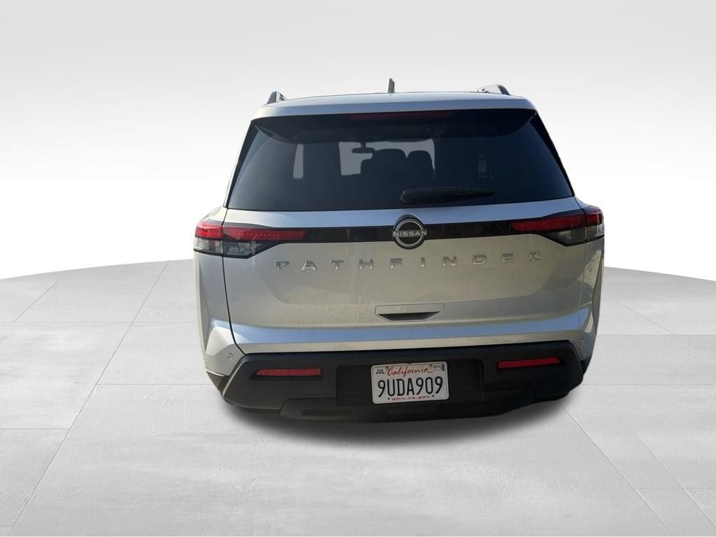 2025 Nissan Pathfinder SV FWD
