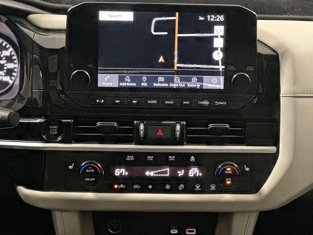 2025 Nissan Pathfinder SL