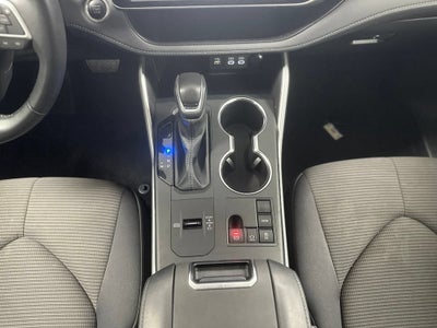 2025 Toyota Highlander LE