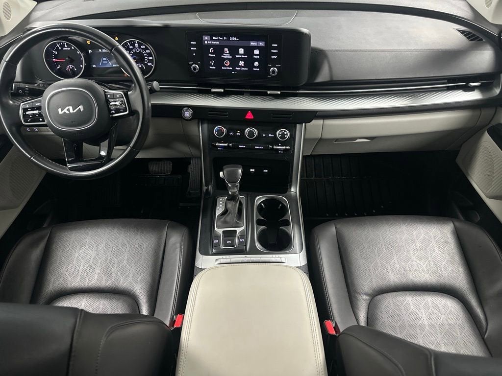 2024 Kia Carnival LX