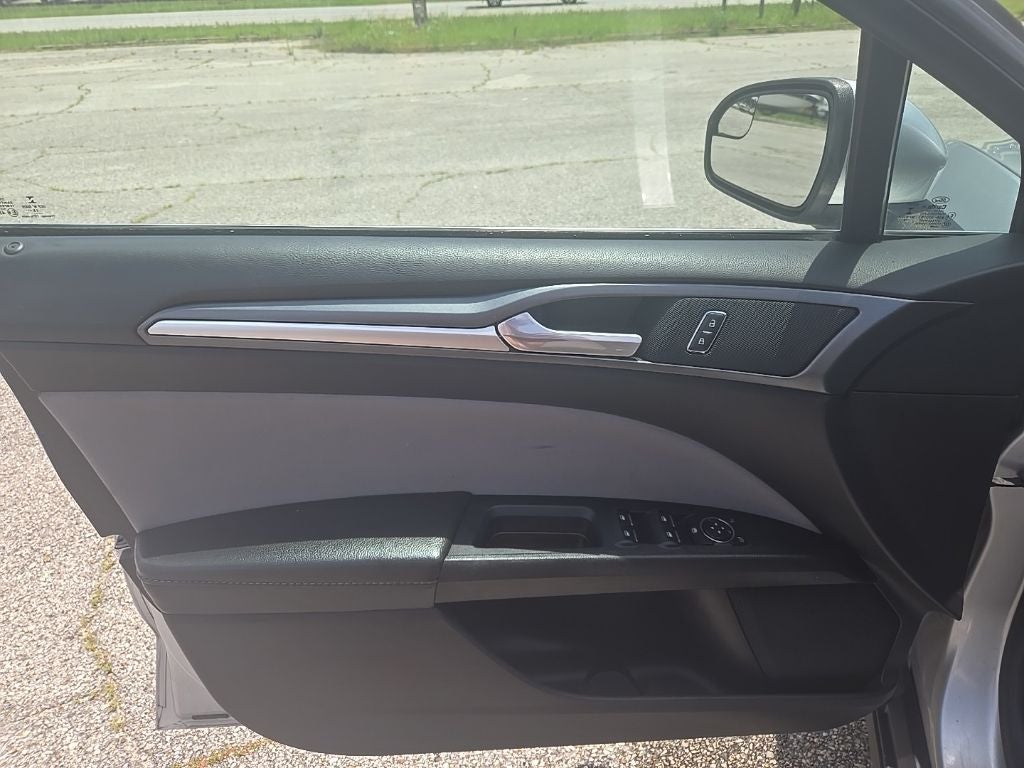 2016 Ford Fusion S