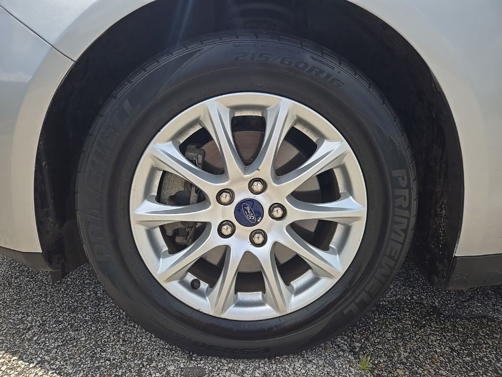 2016 Ford Fusion S