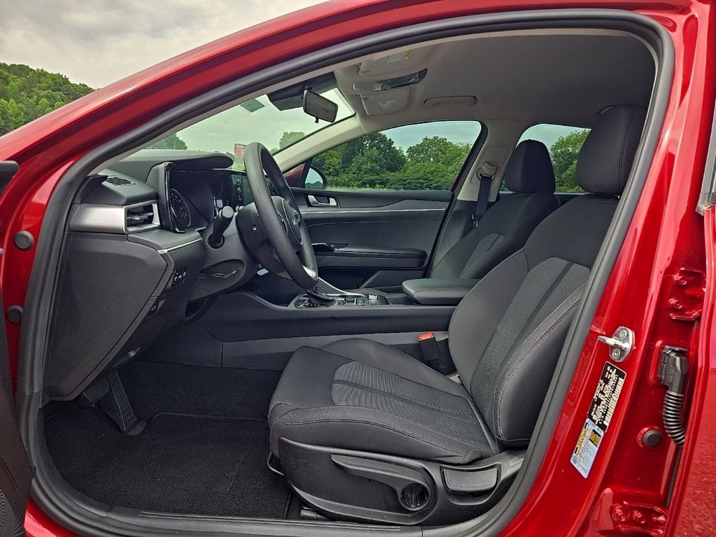 2023 Kia K5 LXS