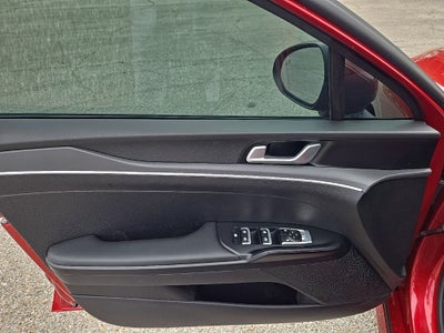 2023 Kia K5 LXS