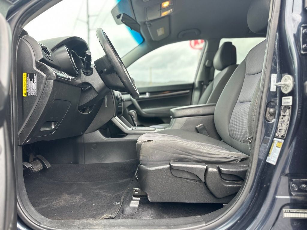 2012 Kia Sorento LX