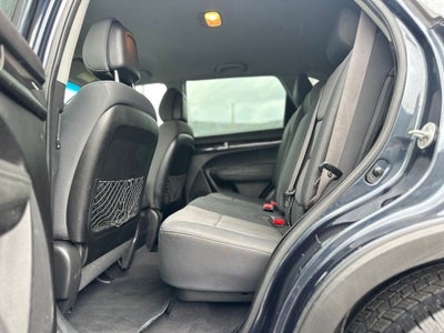 2012 Kia Sorento LX