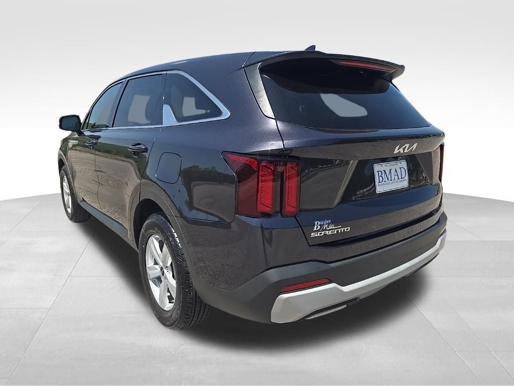 2025 Kia Sorento LX