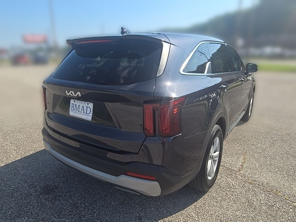 2025 Kia Sorento LX