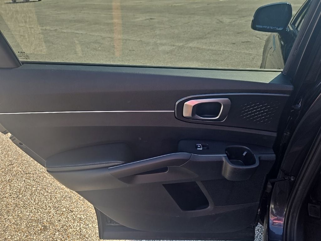 2025 Kia Sorento LX