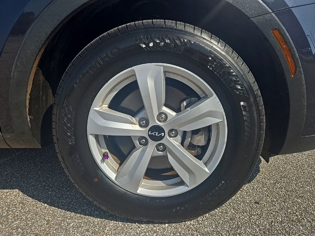 2025 Kia Sorento LX