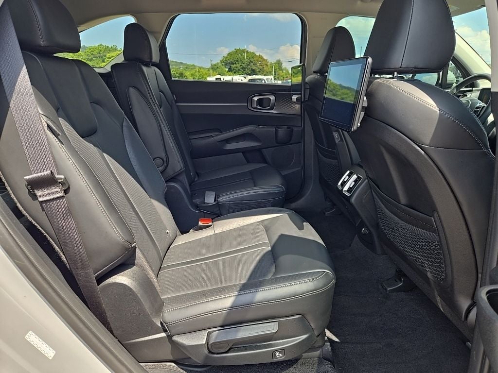 2025 Kia Sorento EX