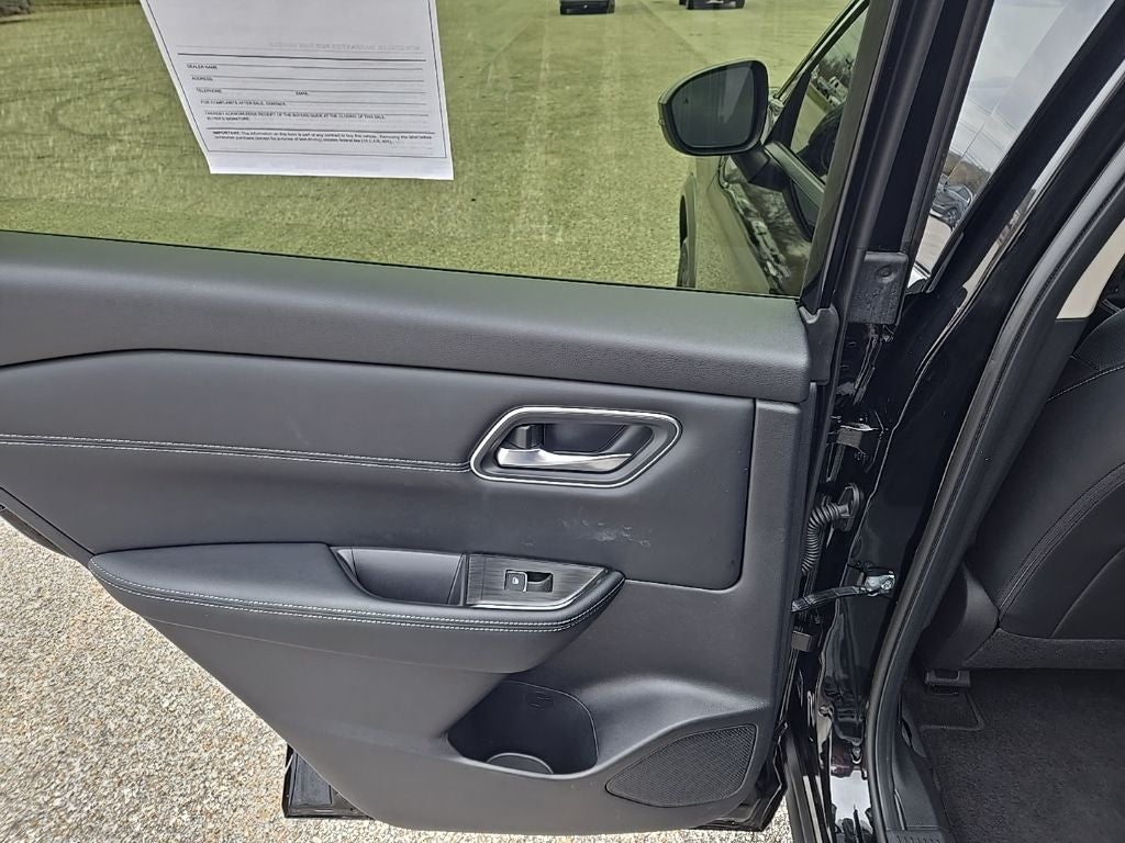 2024 Nissan Rogue Platinum