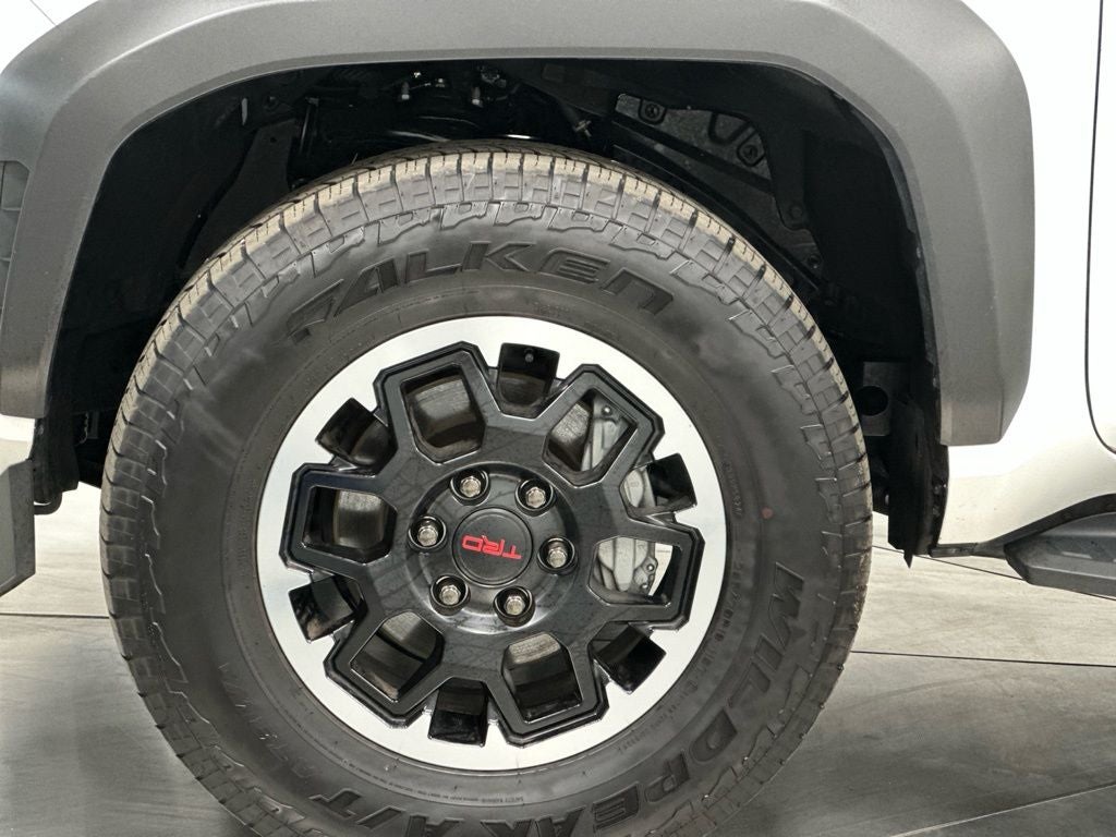 2025 Toyota 4Runner TRD Off-Road - Photo 23