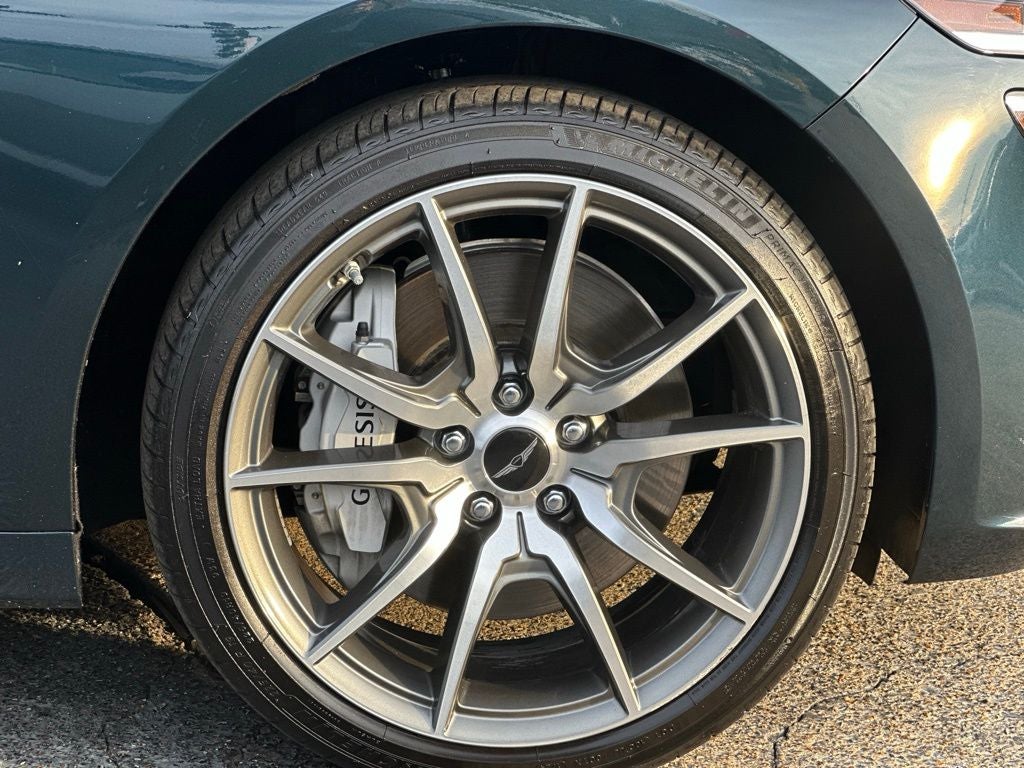 2025 Genesis G70 2.5T