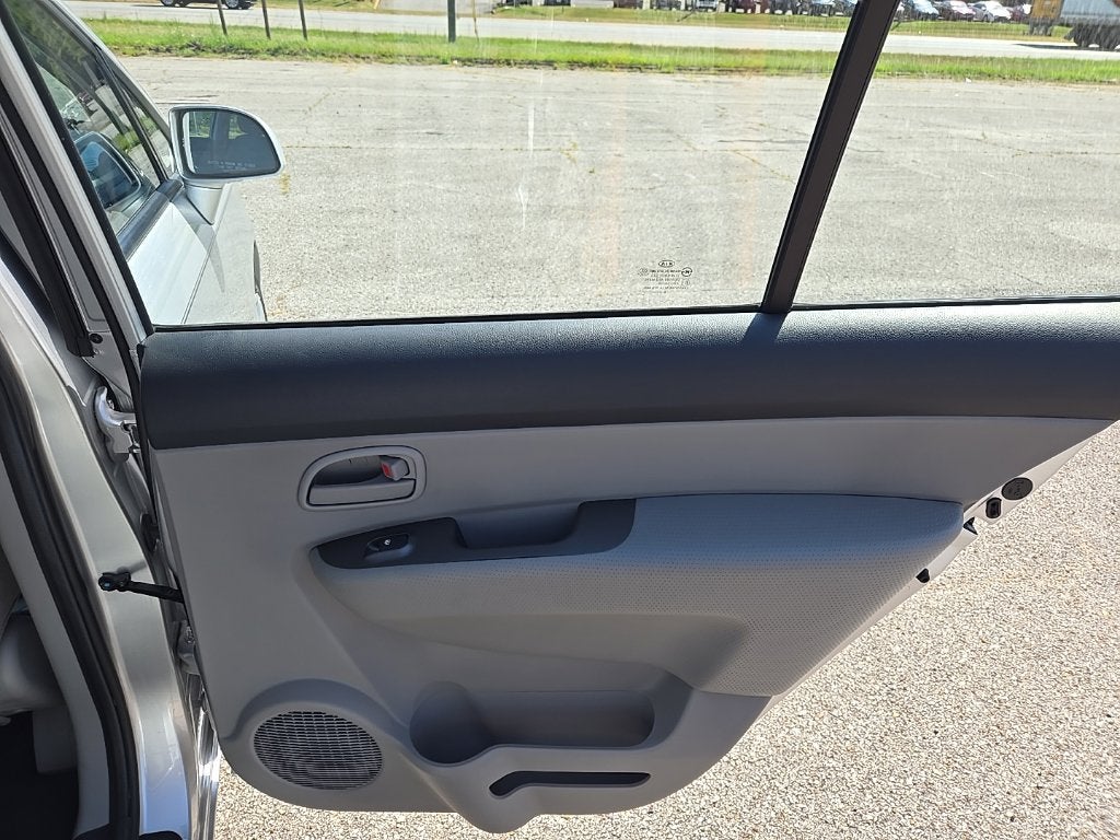 2009 Kia Rondo LX