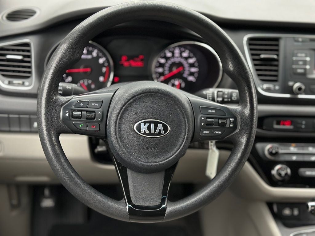 2016 Kia Sedona LX