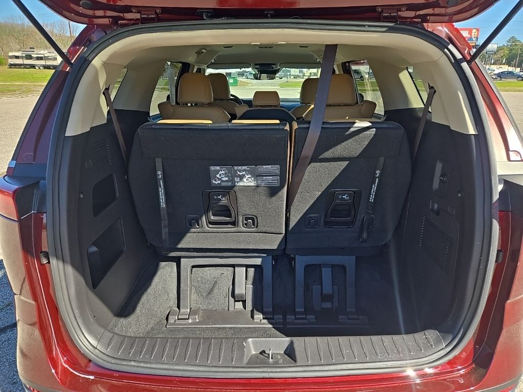 2024 Kia Carnival LX