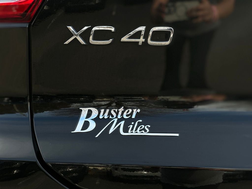 2024 Volvo XC40 B5 Core