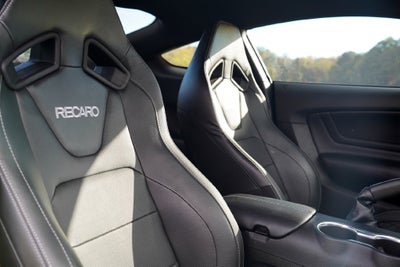 2022 Ford Mustang Mach 1