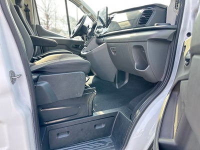 2024 Ford Transit-350 XLT
