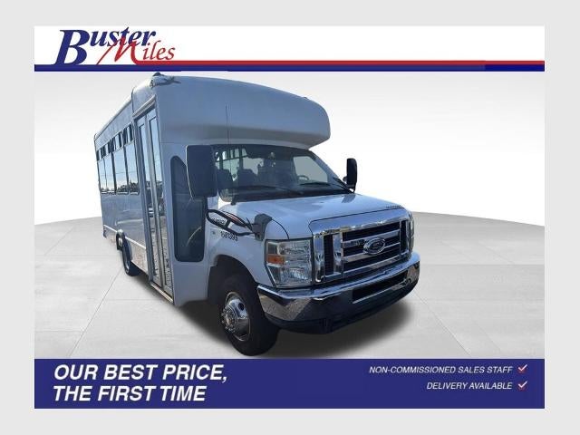 2008 Ford E-350SD Starcraft Bus