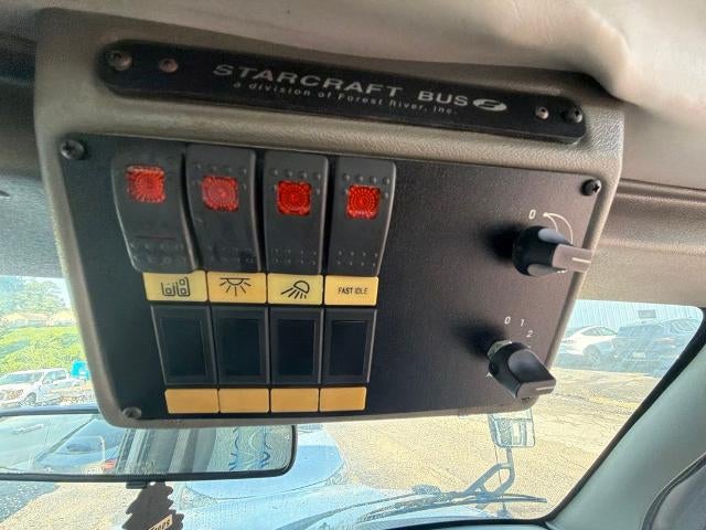 2008 Ford E-350SD Starcraft Bus