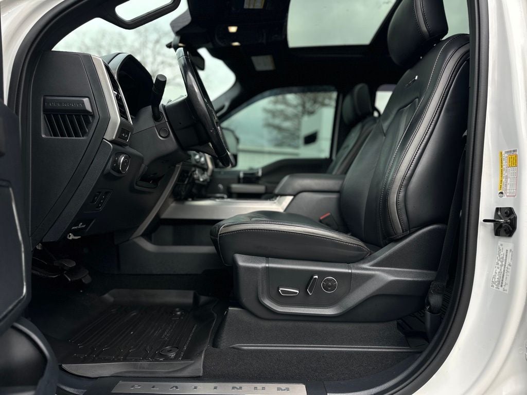 2022 Ford F-350SD Platinum