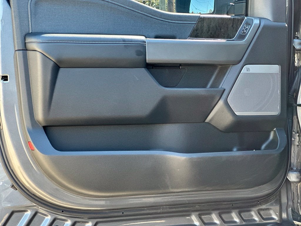 2024 Ford F-350SD Lariat