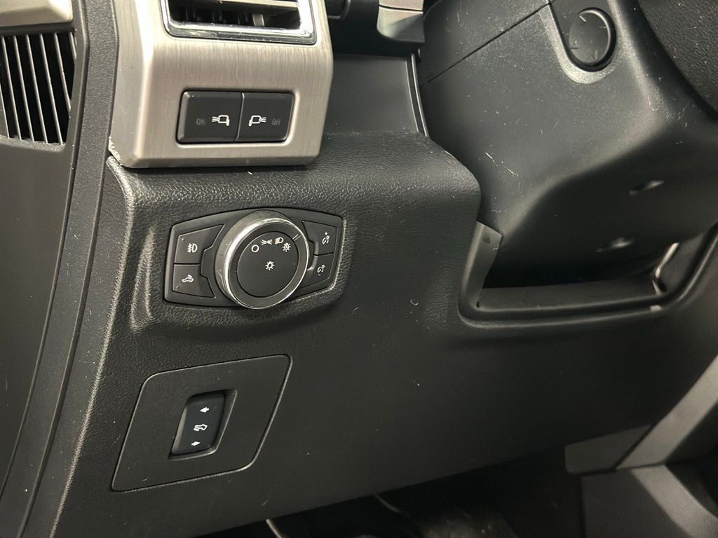 2016 Ford F-150 Platinum